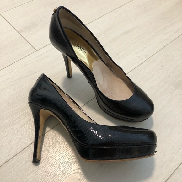 Michael Kors Heels - Picture 1 of 4